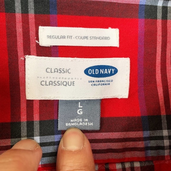 OLD NAVY Mens Classic Regular Fit Button Down Shirt Winters Day Red Plaid Large - Picture 5 of 9